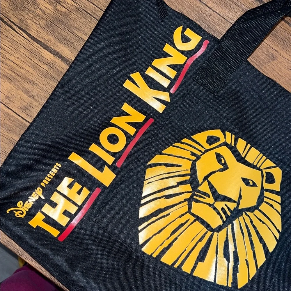 NWT Disney The‎ Lion King On Broadway Black and Yellow Tote Bag- OS